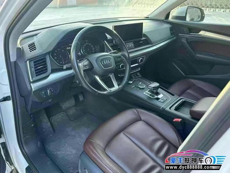 20年奥迪Q5轿车抵押车出售