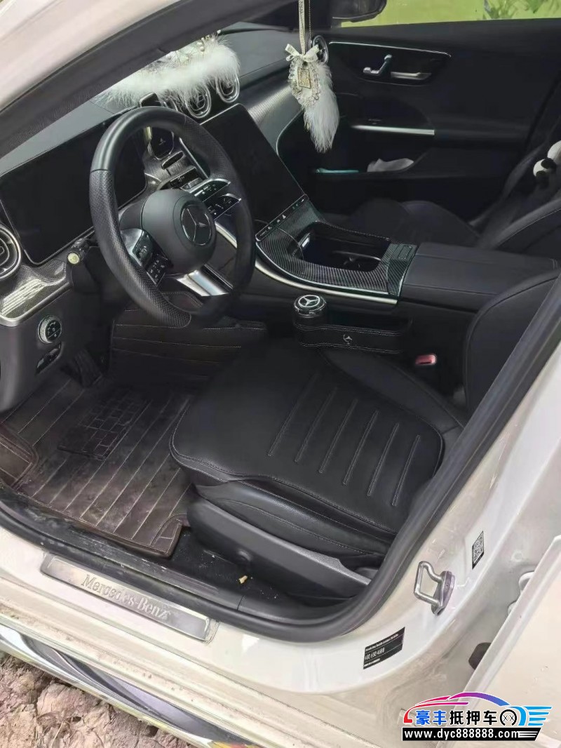 23年奔驰C轿车抵押车出售