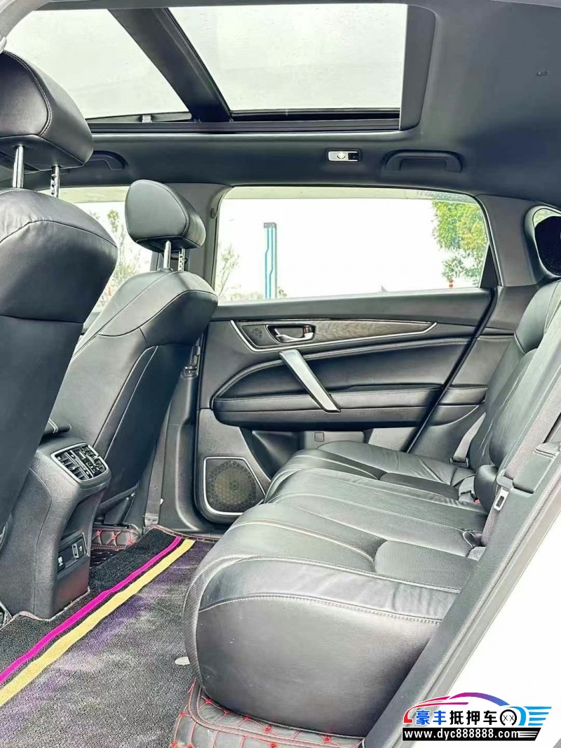 21年本田UR-V轿车抵押车出售