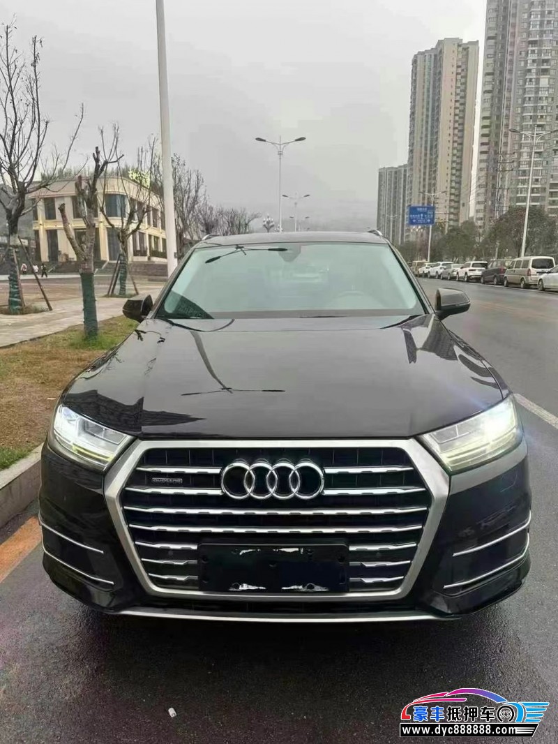 18年奥迪Q7轿车抵押车出售