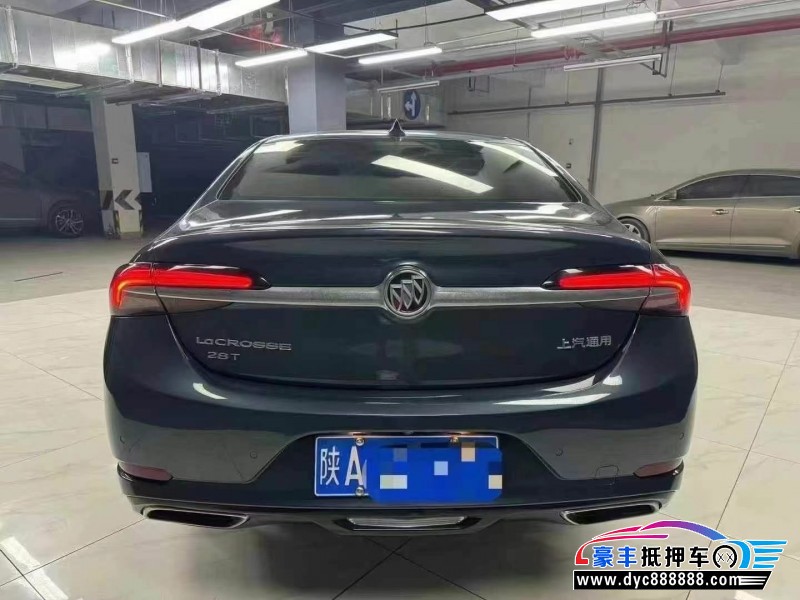 20年别克君越轿车抵押车出售