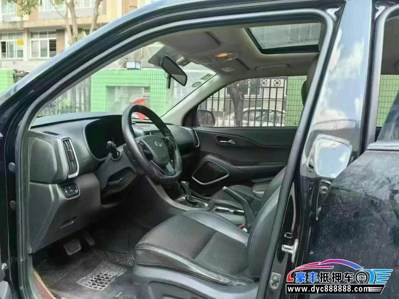 19年现代ix35轿车抵押车出售