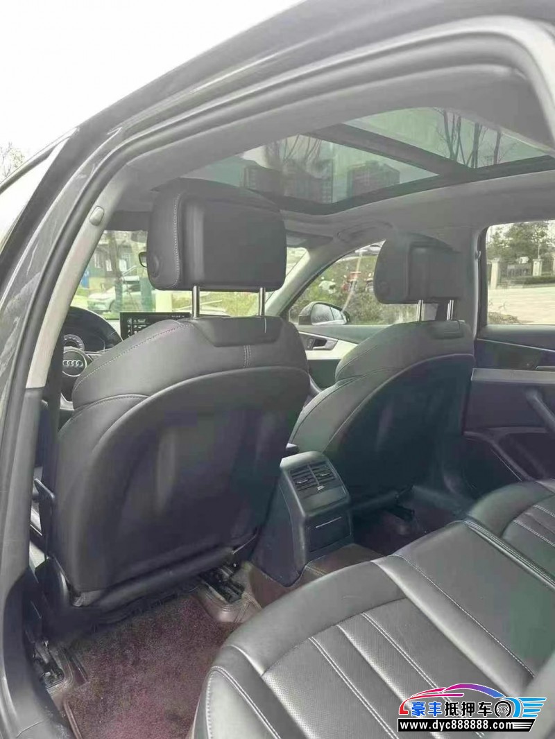 22年奥迪A4L轿车抵押车出售