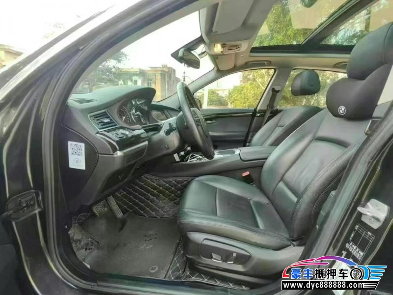 17年宝马5系GT轿车抵押车出售