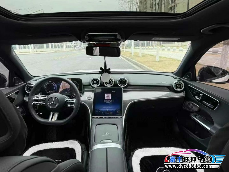 24年奔驰C轿车抵押车出售