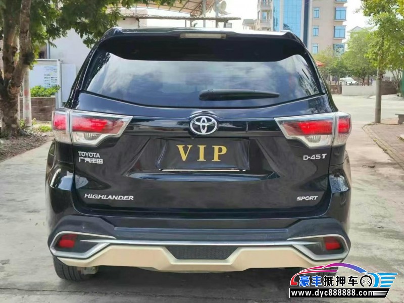 15年丰田汉兰达轿车抵押车出售