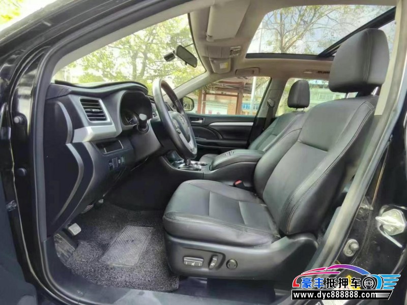 15年丰田汉兰达轿车抵押车出售