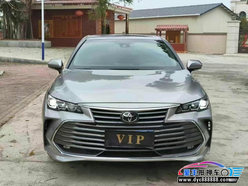 22年丰田亚洲龙轿车抵押车出售