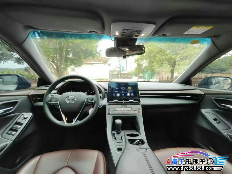 22年丰田亚洲龙轿车抵押车出售