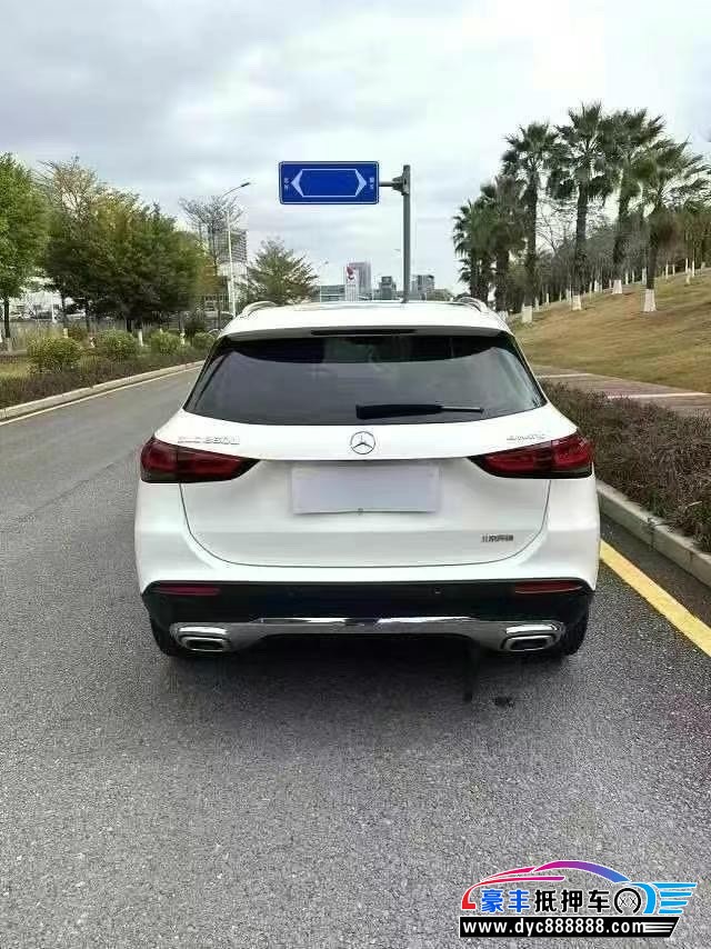 20年奔驰CLA轿车抵押车出售