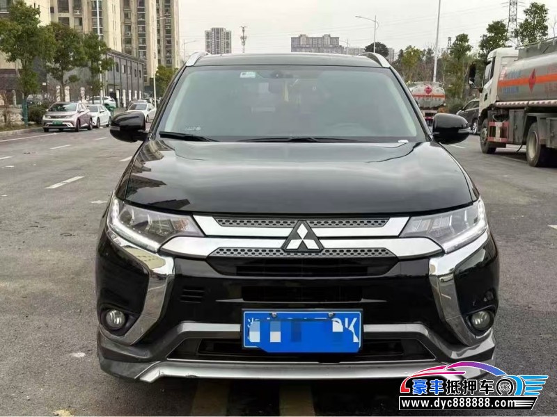 21年三菱欧蓝德轿车抵押车出售