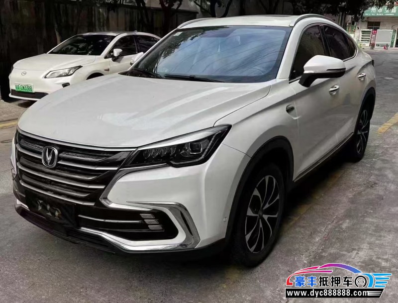 21年长安长安cs85轿车抵押车出售