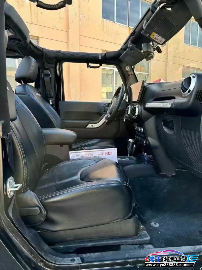 14年Jeep牧马人轿车抵押车出售