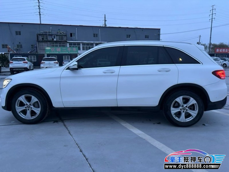 20年奔驰GLC轿车抵押车出售