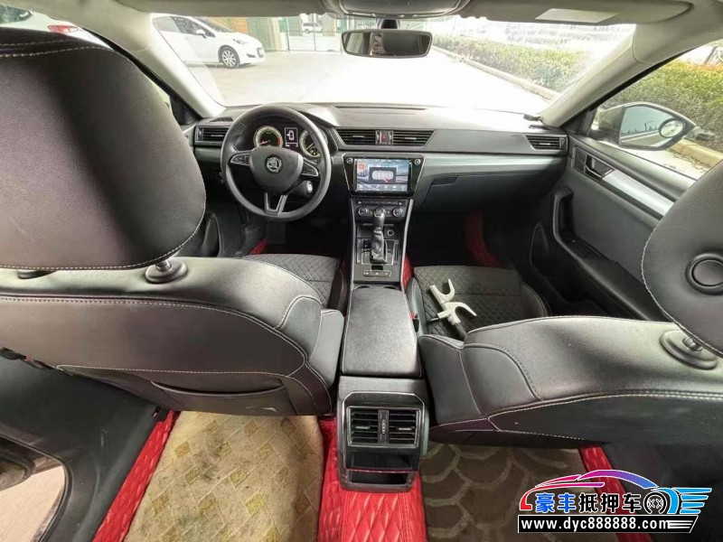 17年斯柯达速派轿车抵押车出售