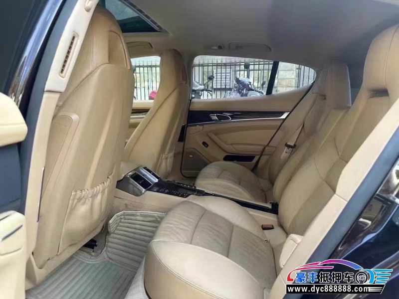 13年保时捷帕纳梅拉轿车抵押车出售