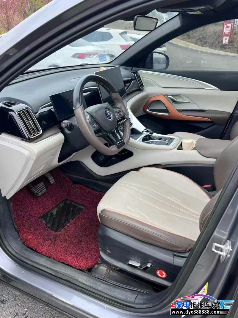 23年比亚迪宋轿车抵押车出售