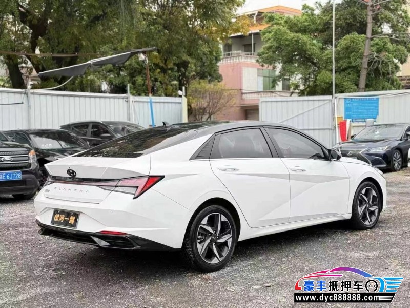 23年现代伊兰特轿车抵押车出售