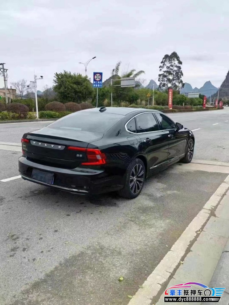 21年沃尔沃S90轿车抵押车出售