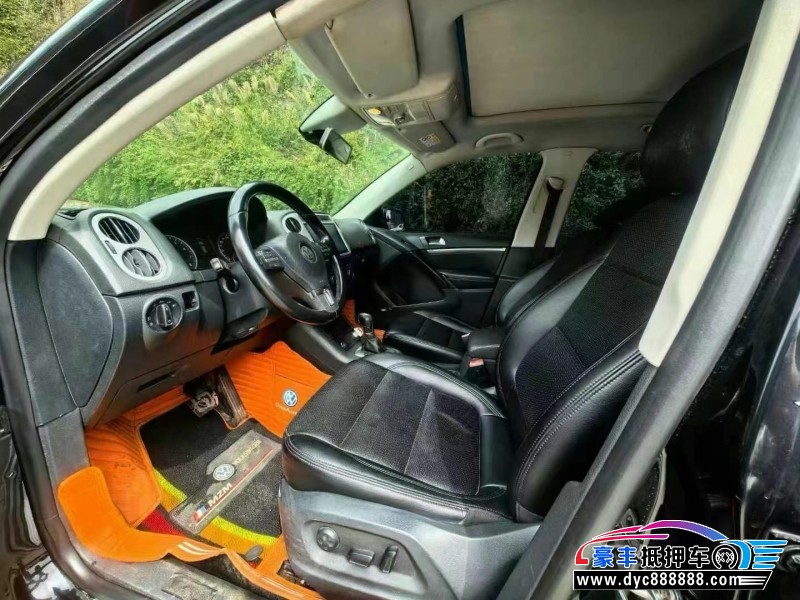 13年大众途观轿车抵押车出售