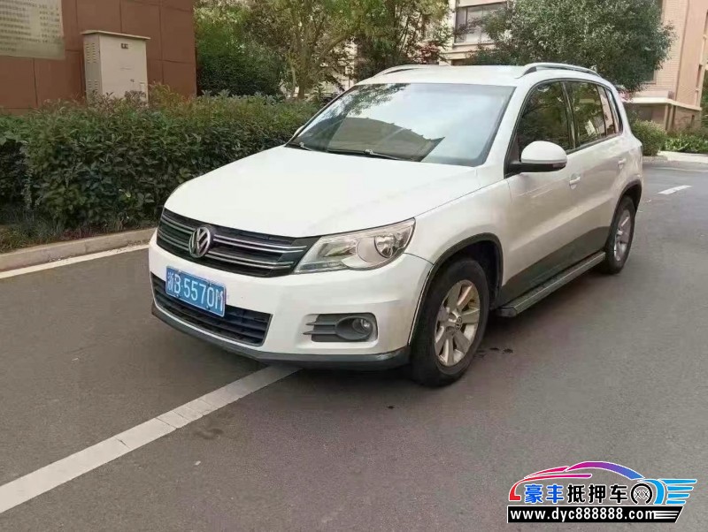 13年大众途观轿车抵押车出售