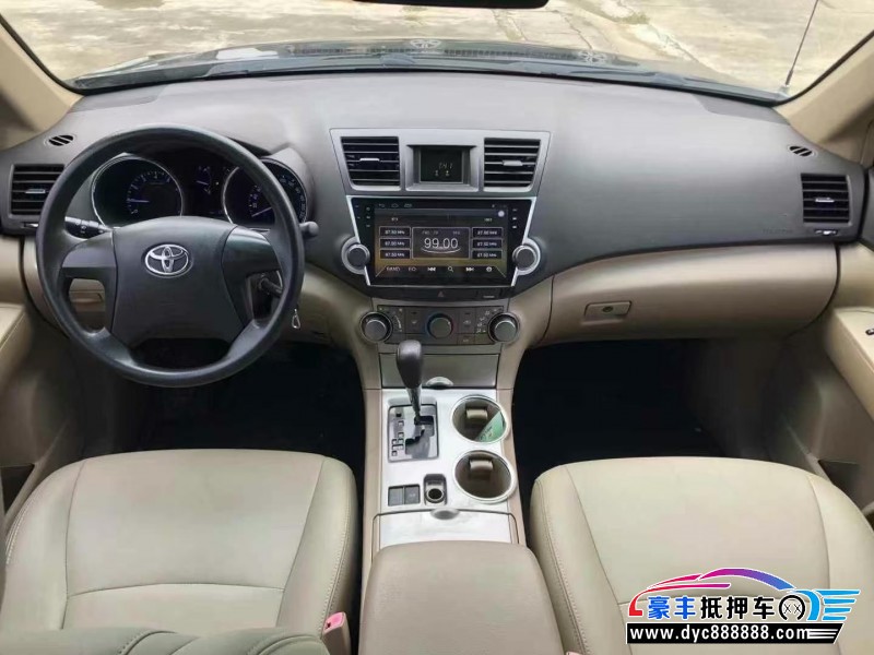 13年丰田汉兰达轿车抵押车出售