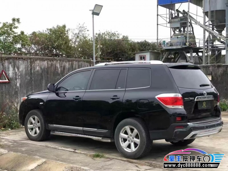 13年丰田汉兰达轿车抵押车出售