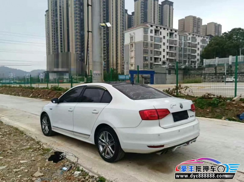 18年大众速腾轿车抵押车出售