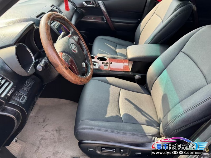 11年丰田汉兰达SUV抵押车出售