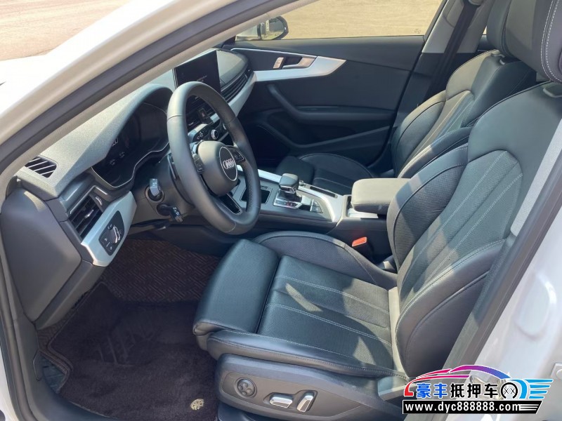 24年奥迪A4L轿车抵押车出售