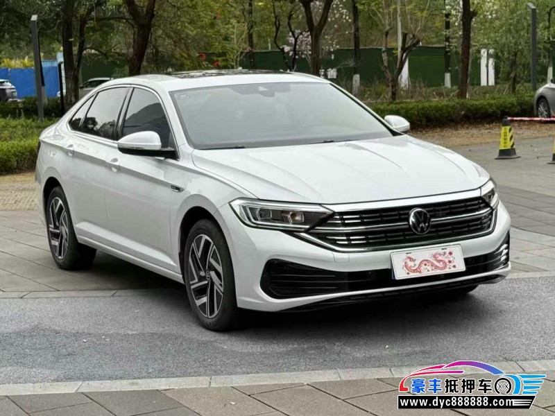 22年大众速腾轿车抵押车出售