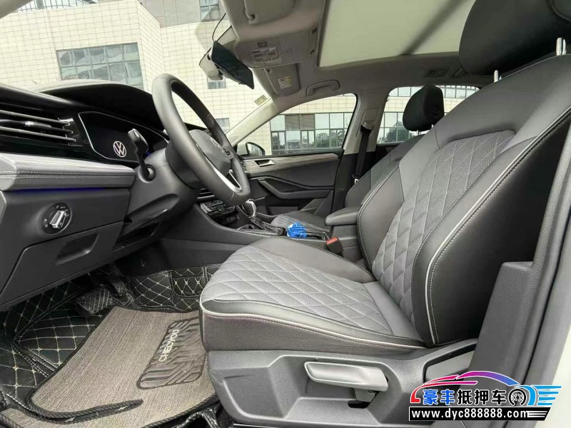 22年大众速腾轿车抵押车出售