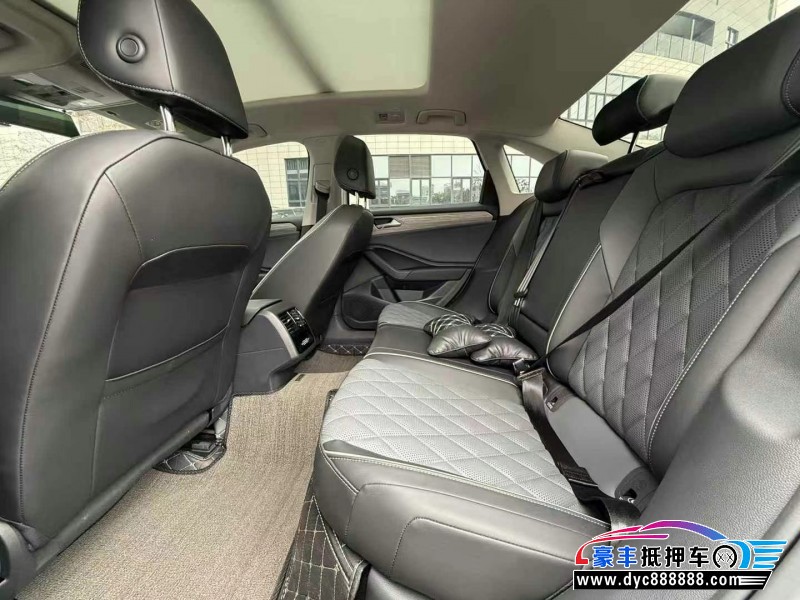 22年大众速腾轿车抵押车出售