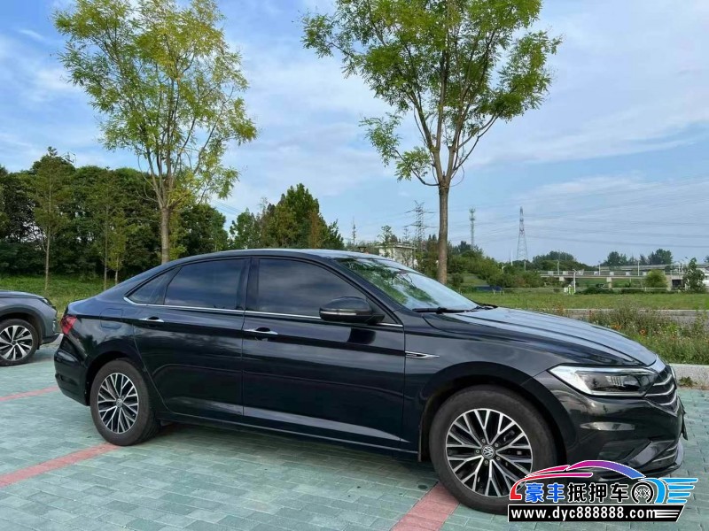 21年大众速腾轿车抵押车出售