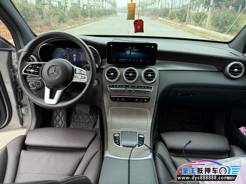 21年奔驰GLCSUV抵押车出售