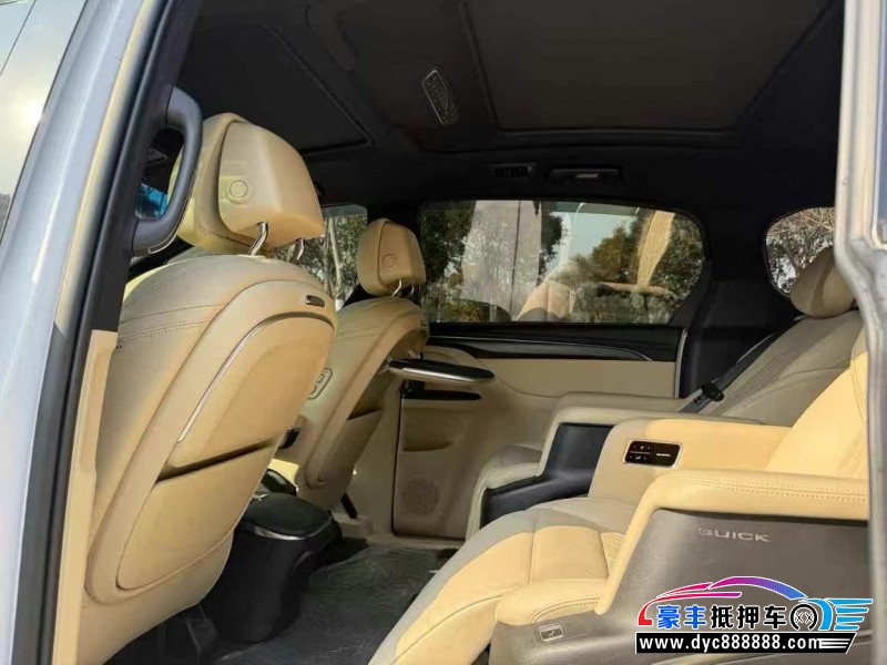 22年别克GL8MPV抵押车出售