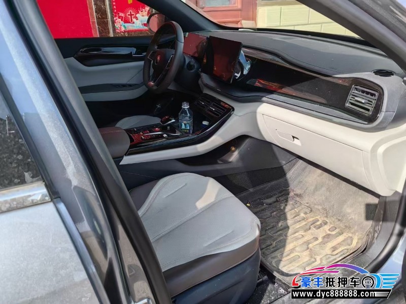 24年比亚迪秦轿车抵押车出售