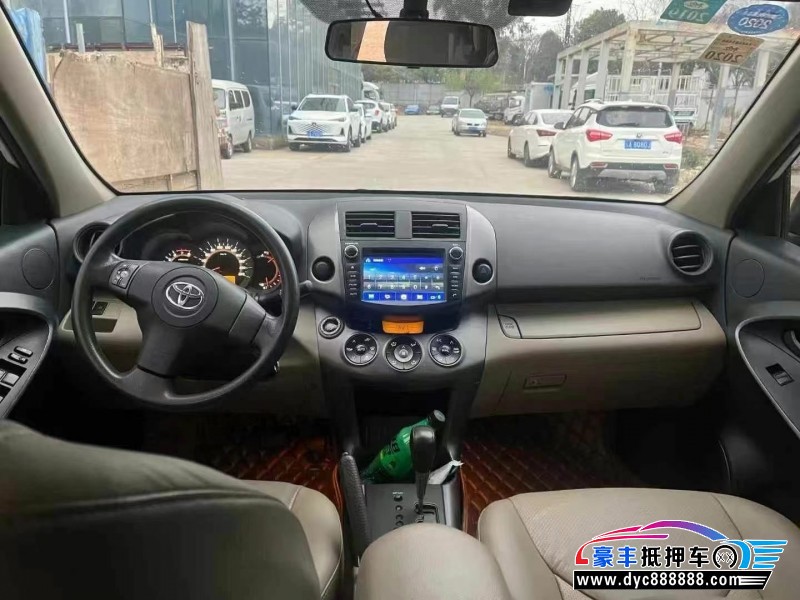 13年丰田RAV4轿车抵押车出售