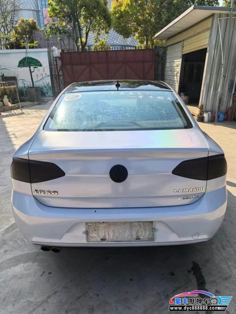 18年大众凌渡轿车抵押车出售