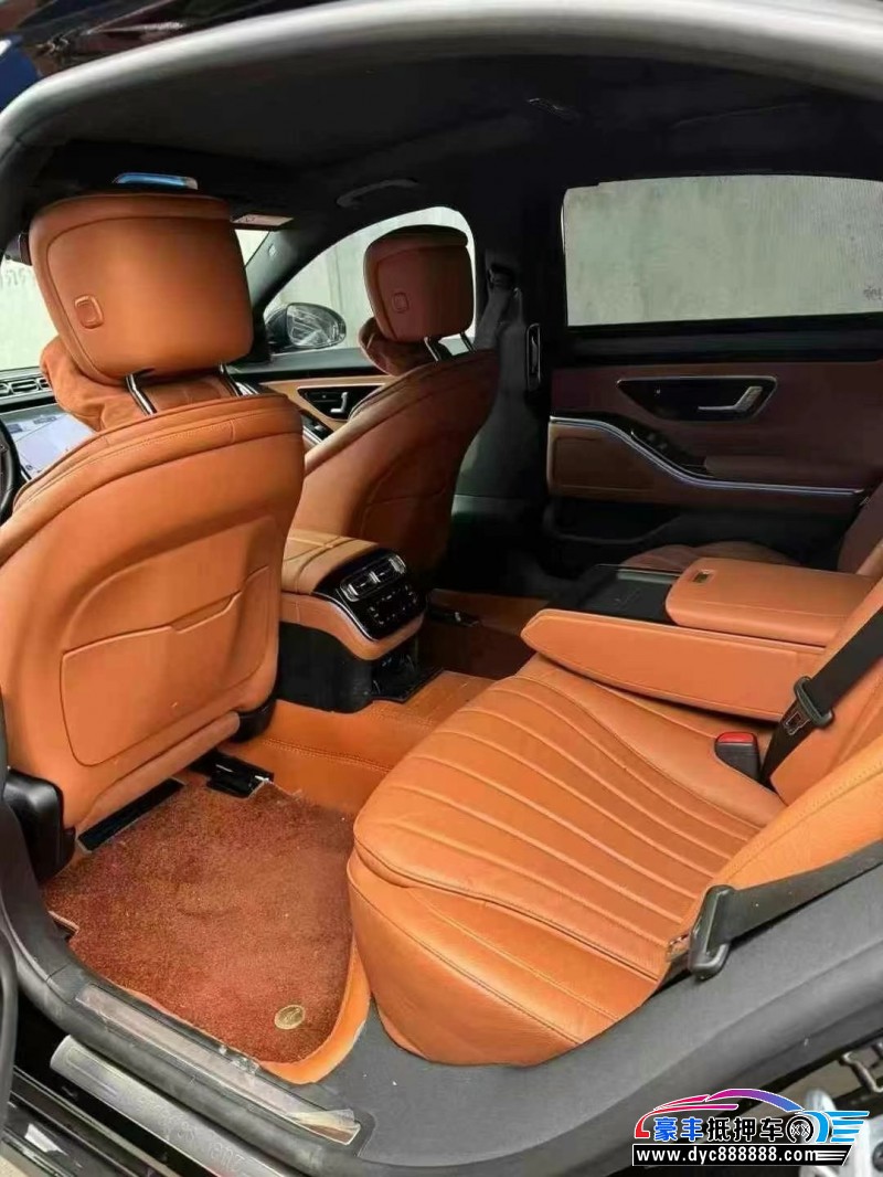 24年奔驰S轿车抵押车出售