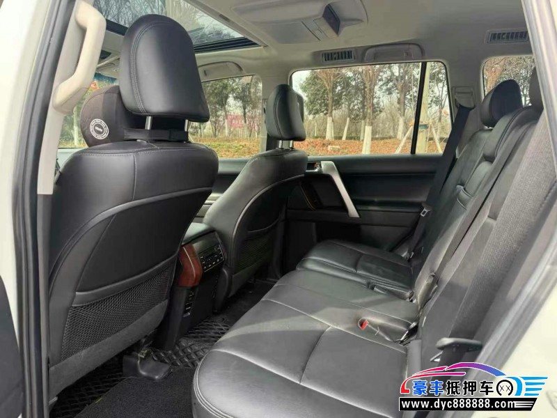 17年丰田普拉多（霸道）MPV抵押车出售