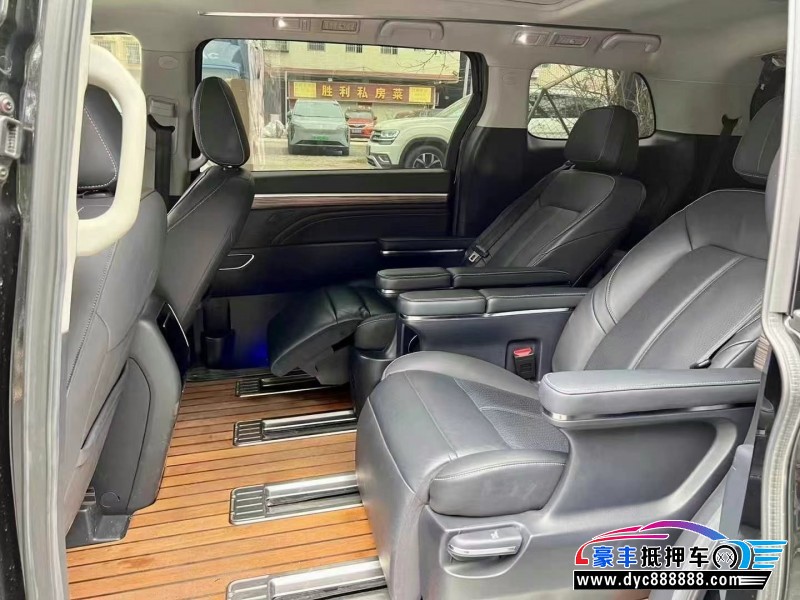 21年传祺M8轿车抵押车出售