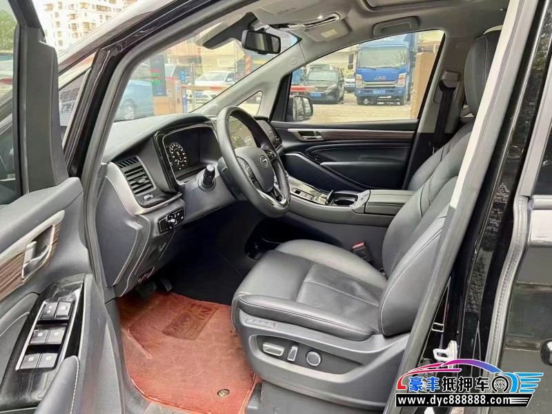 21年传祺M8轿车抵押车出售