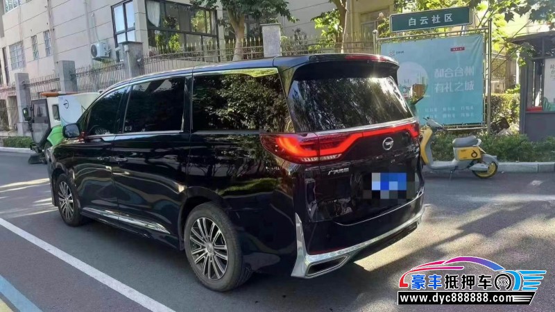 22年传祺M8轿车抵押车出售