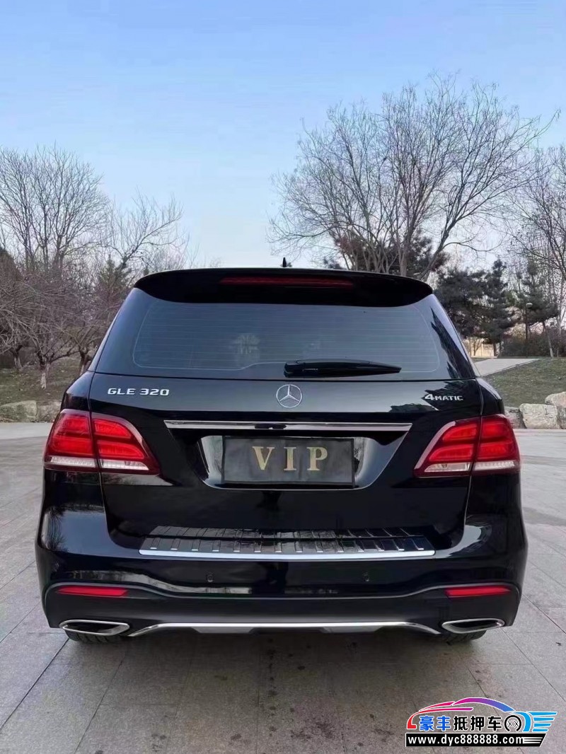 19年奔驰GLE轿车抵押车出售