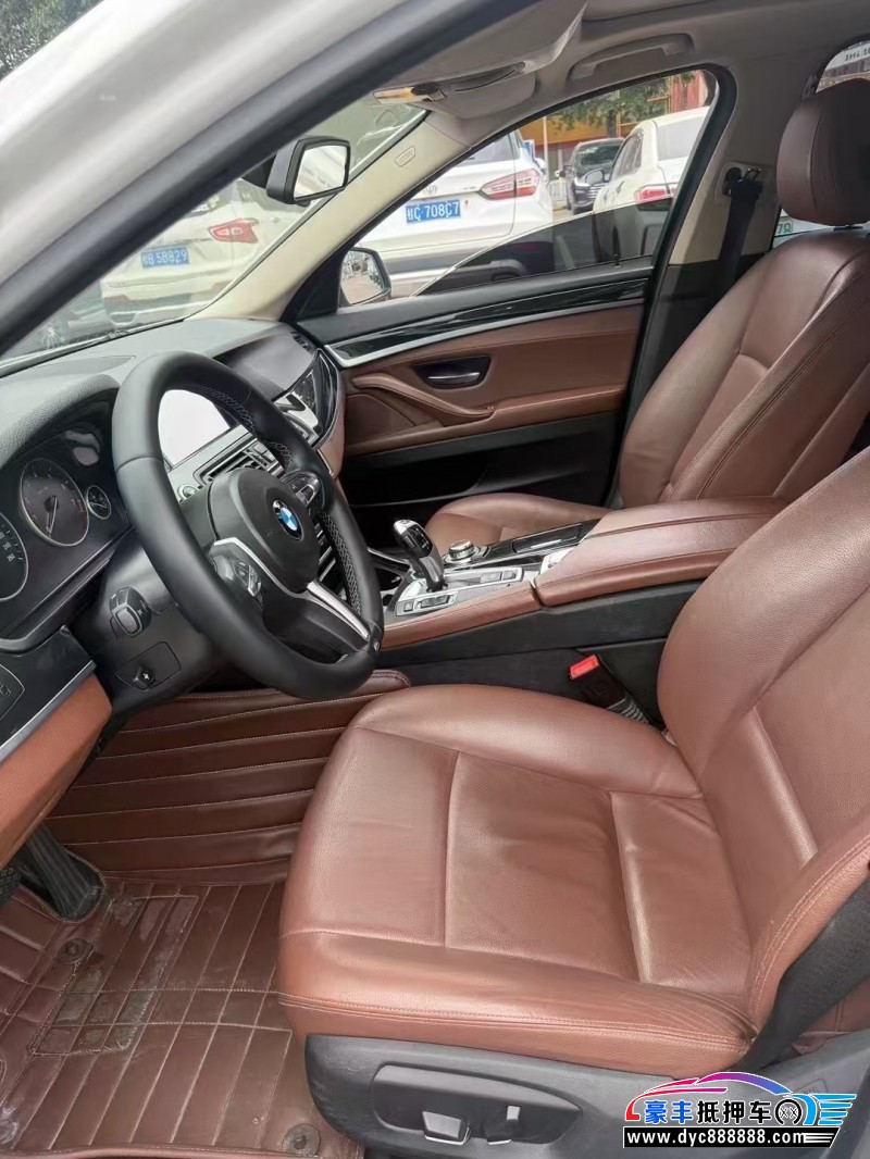 17年宝马5系轿车抵押车出售