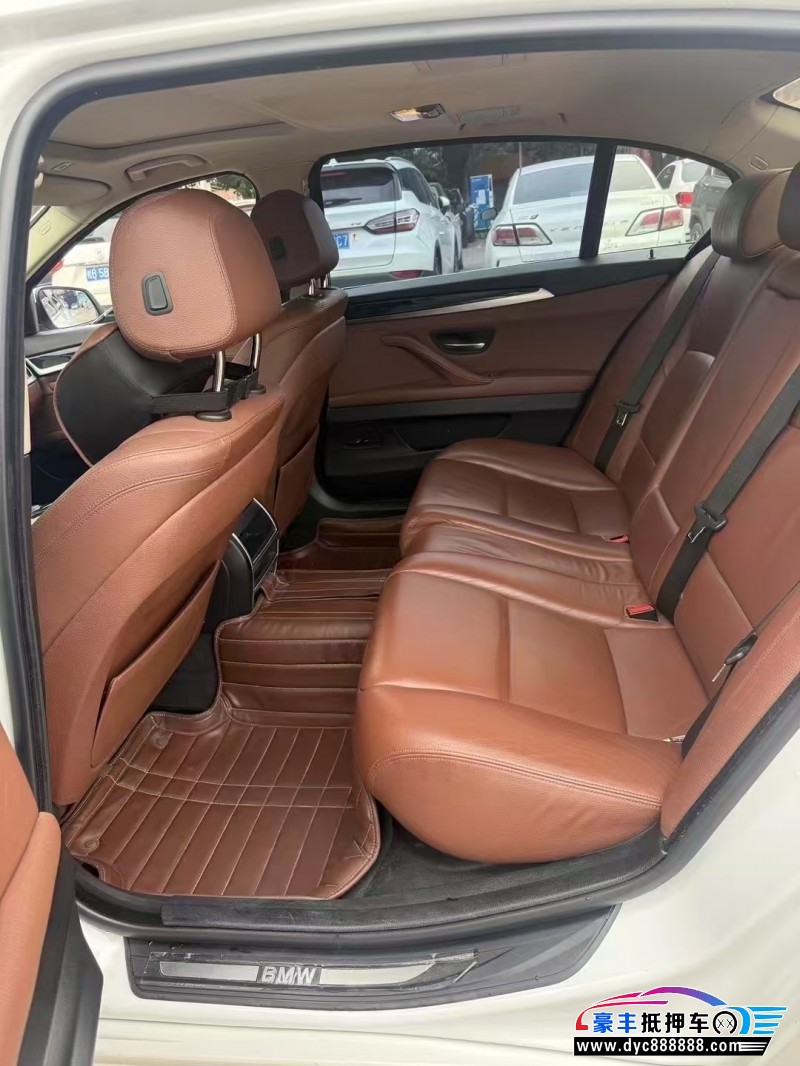 17年宝马5系轿车抵押车出售