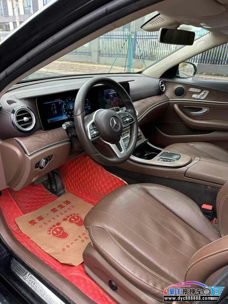 20年奔驰E轿车抵押车出售