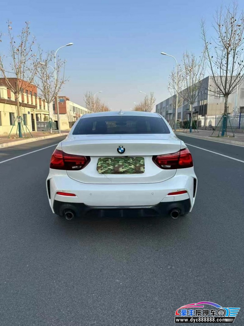 24年宝马1系轿车抵押车出售