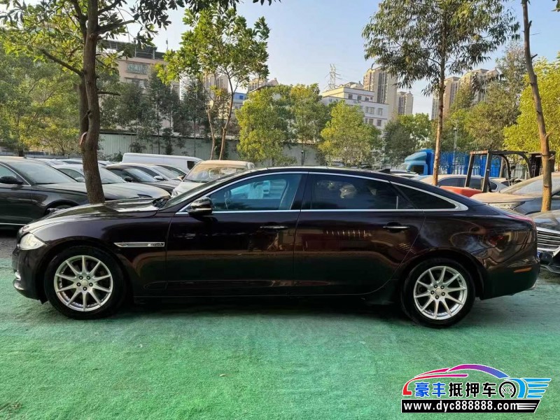 13年捷豹XJL轿车抵押车出售